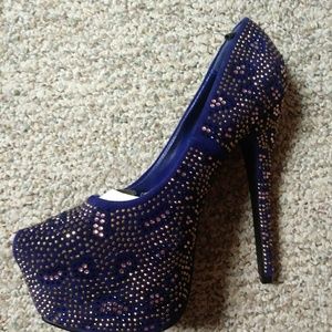 Brand new women's heels